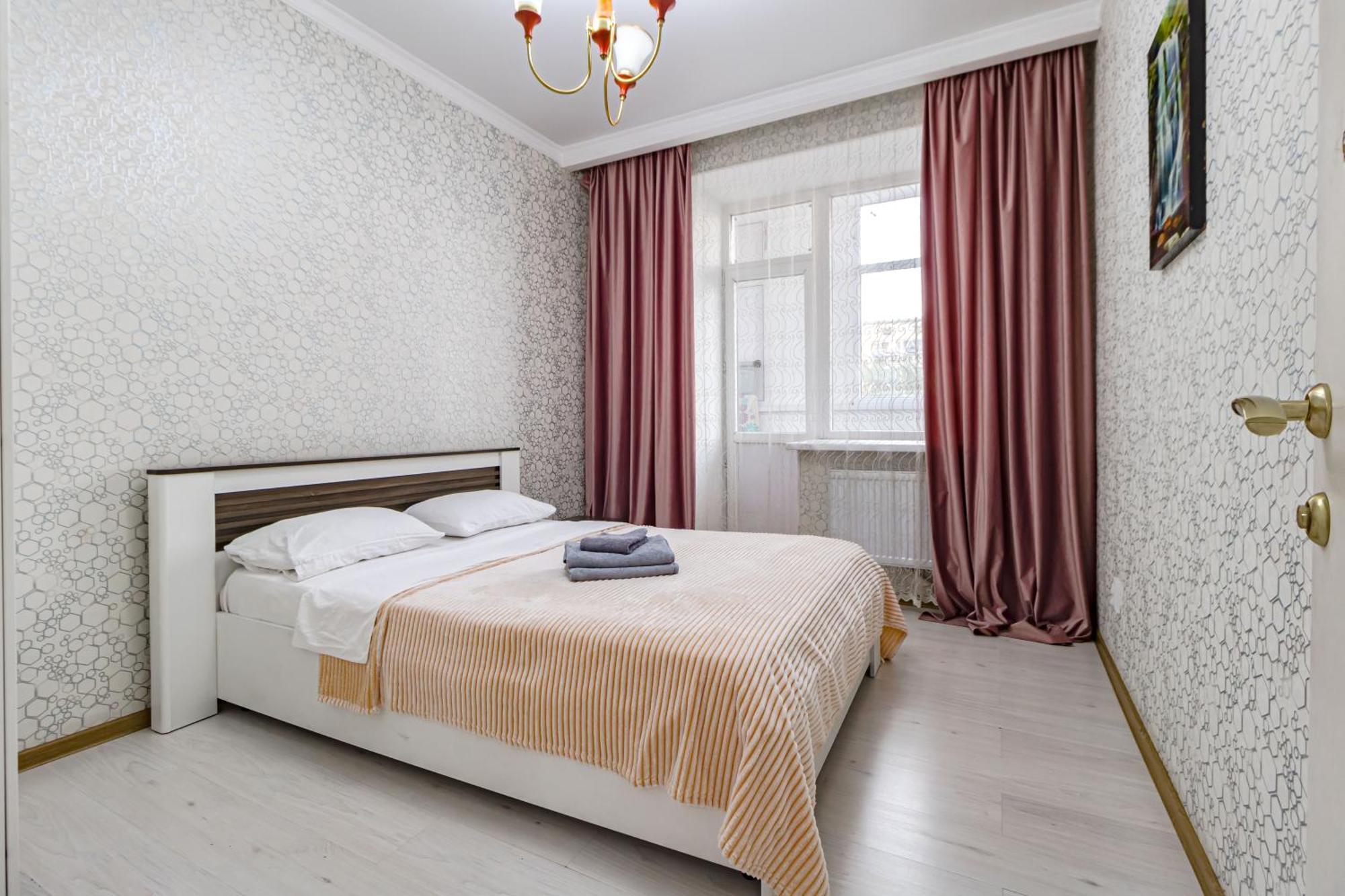 Апартаменты С Видом На Город Pavlodar Extérieur photo